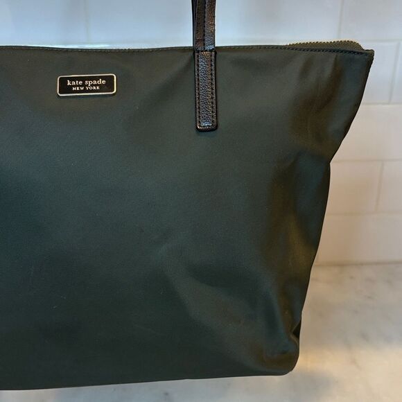 Kate Spade Purse Handbag Pocketbook Nylon Full Zip Medium Tote Shoulder Bag - Picture 3 of 15